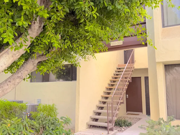 1655 E Palm Canyon Dr Unit 307, Palm Springs, CA 92264