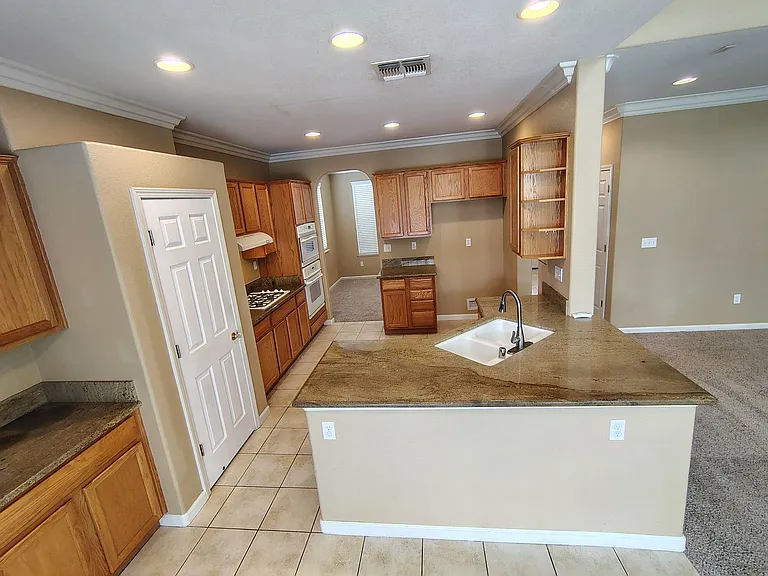 13606 Brook Way — Photo 10