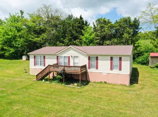 602 Old Stage Rd, Dandridge, TN 37725