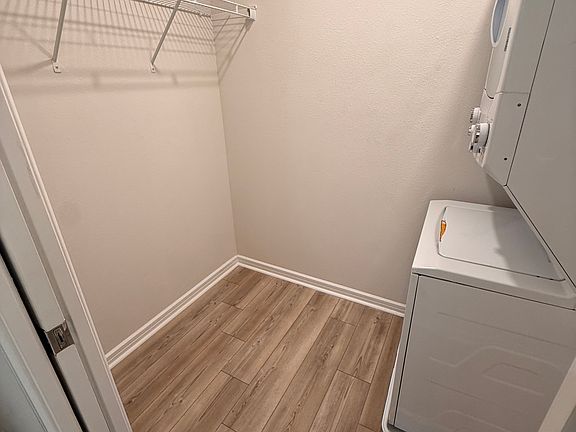 5th image of 14013 Kauai Dr