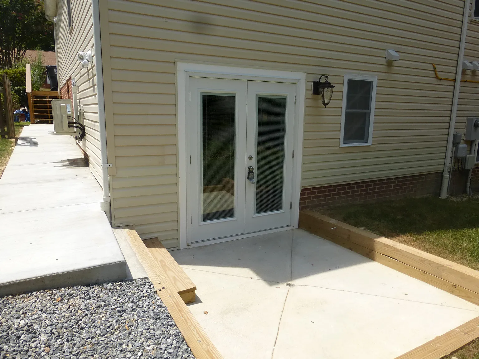 11603 Silverleaf Ln - C — Photo 1