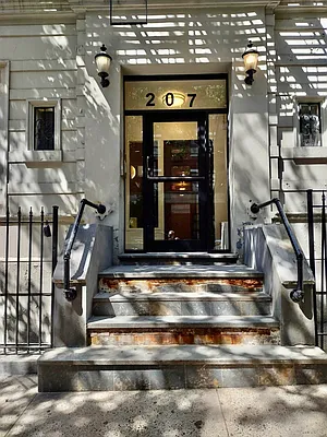 Rented by PennApts | media 25