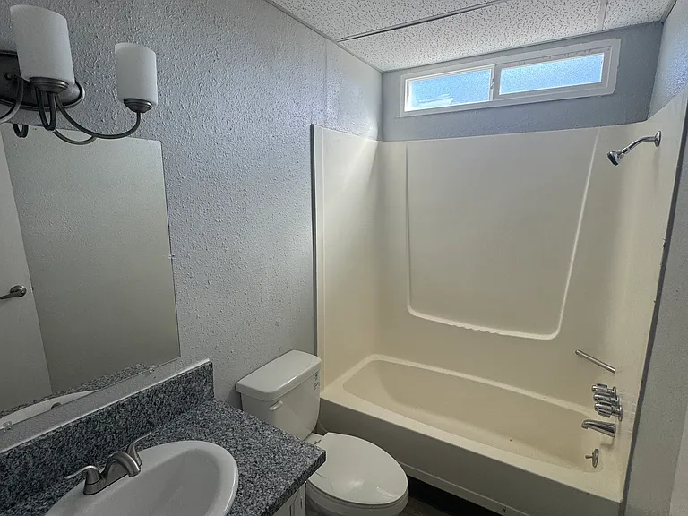 1437 Canyon Rd #17 — Photo 5