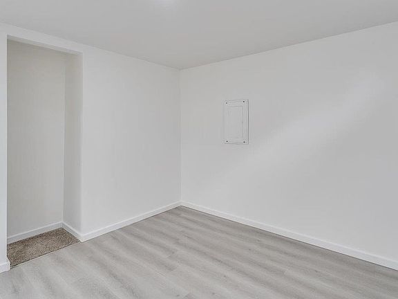 2nd image of 2657 N Hood Ave