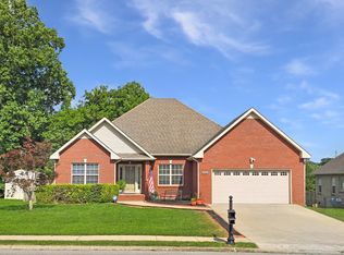 3279 Twelve Oaks Blvd, Clarksville, TN 37042