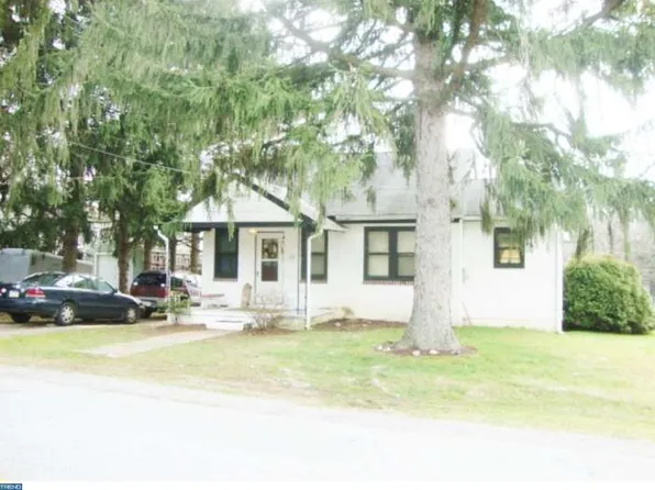 215 Paschall Mill Rd, West Grove, PA 19390