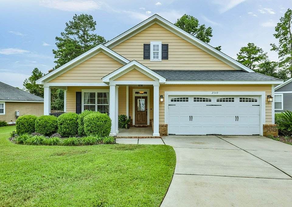 1st image of 2549 Halleck Ln