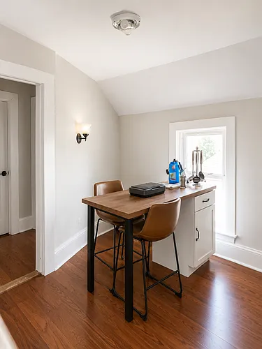 2218 2nd St NE #2 Photo 1