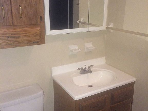 5th image of 1463 Neil Ave APT C3