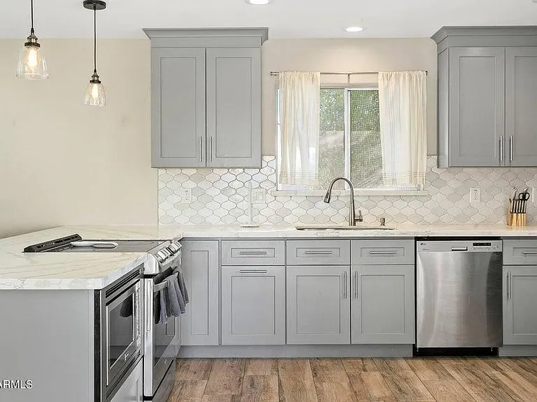 4331 W Dailey St — Photo 3