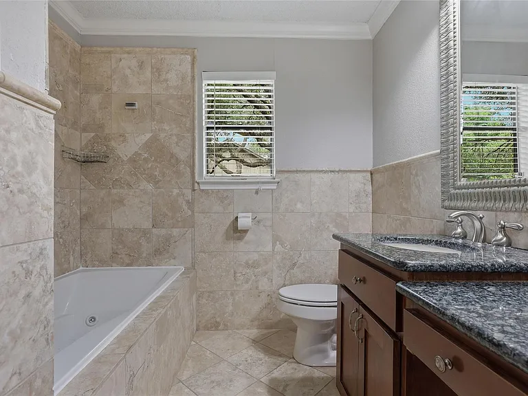 11604 Buttonwood Dr — Photo 29