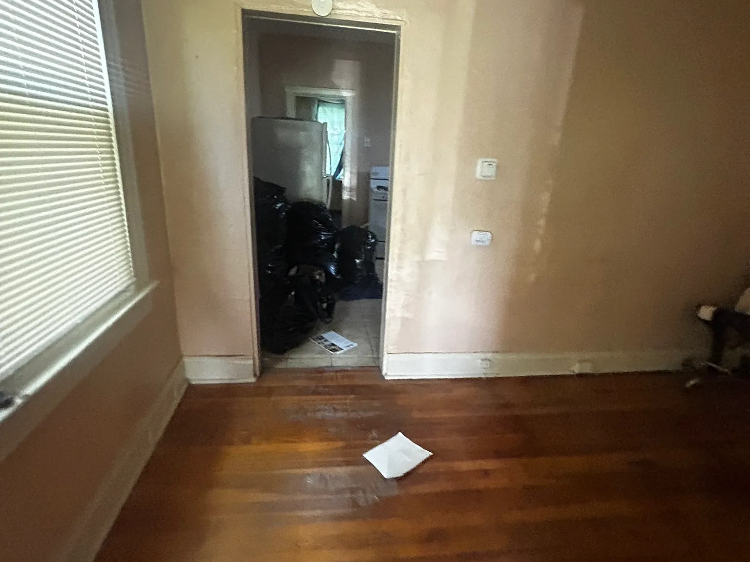 2 bed, 700 sqft, $950 — Photo 4