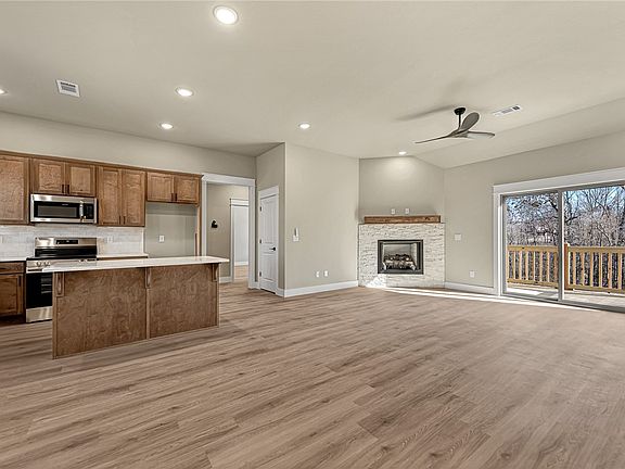 3rd image of 5 Cotherstone Ln