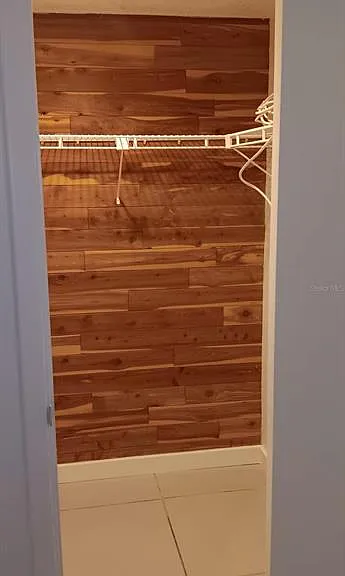 7410 Moravian Dr — Photo 17