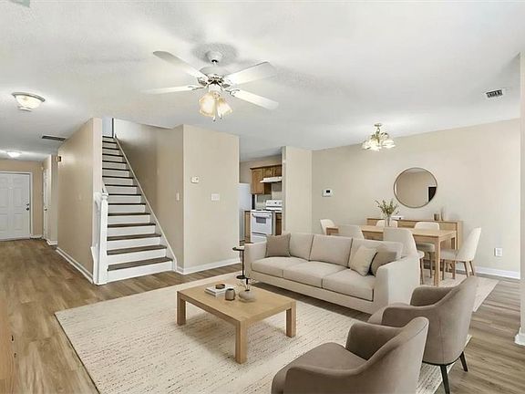 5th image of 460 Parkway Rd