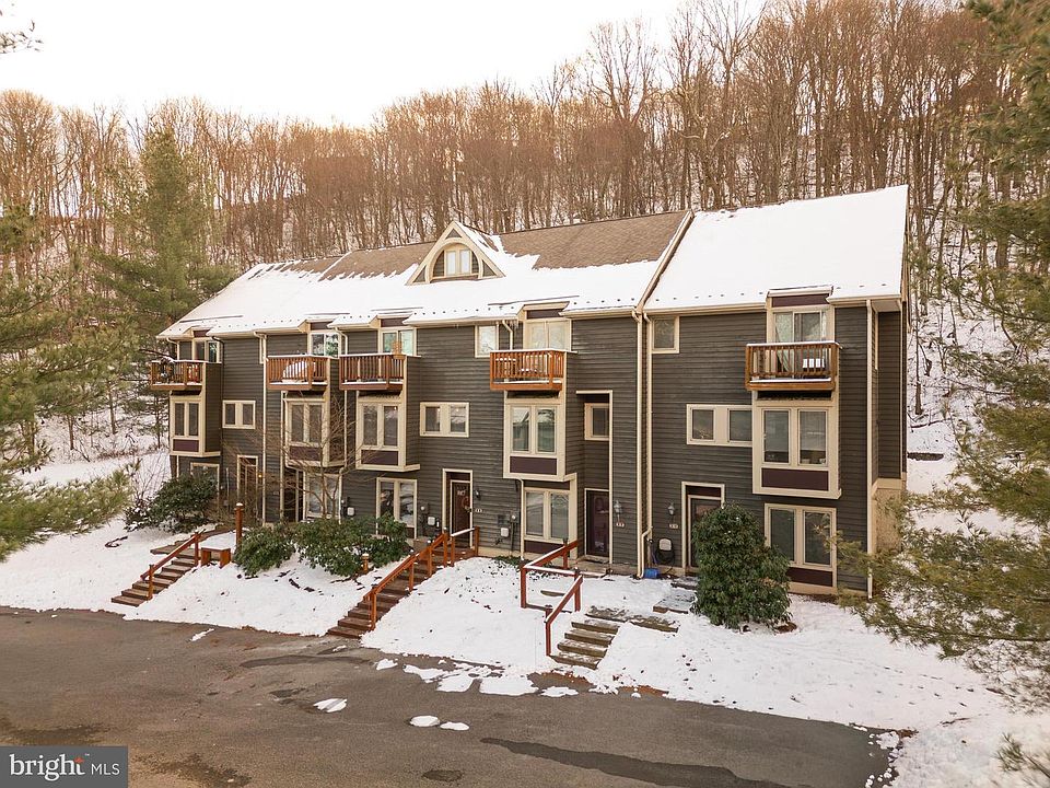 1st image of 6 Winding Way #19C