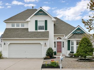 22 Peaksail Dr, Bayville, NJ 08721