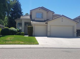 923 Zumstein Dr, Ripon, CA 95366
