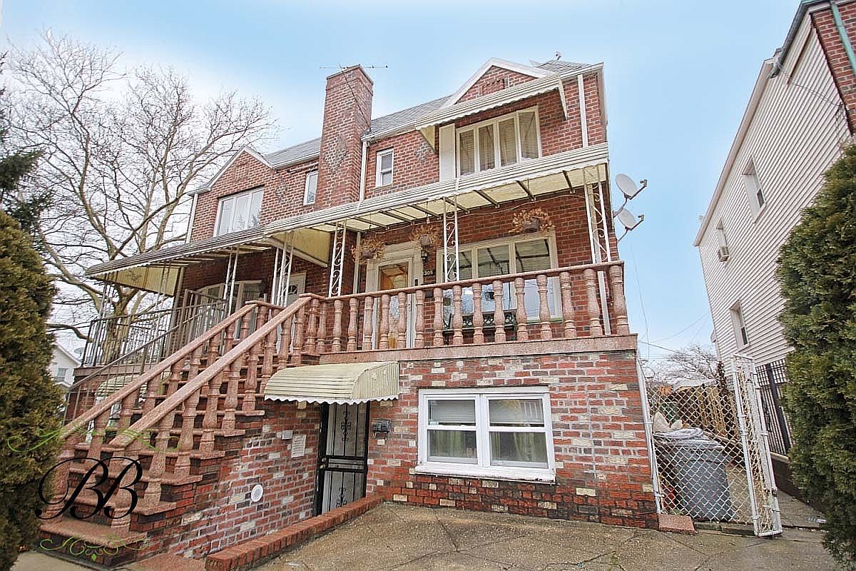 y♡⃛u 1305 Kenyon St NW, Washington, DC 20010 | MLS #DCDC2184318