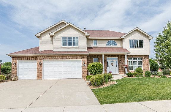 3rd image of 2915 Taylor Glen Dr