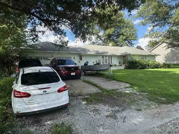 604 Cedar St, Fairfax, MO 64446