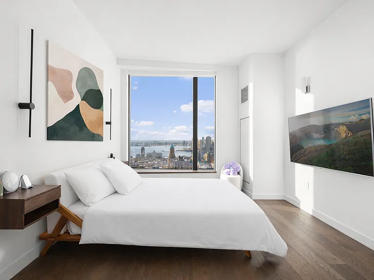11 Hoyt St #45H — Photo 7