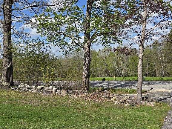 4th image of 46 N Whitman School Road