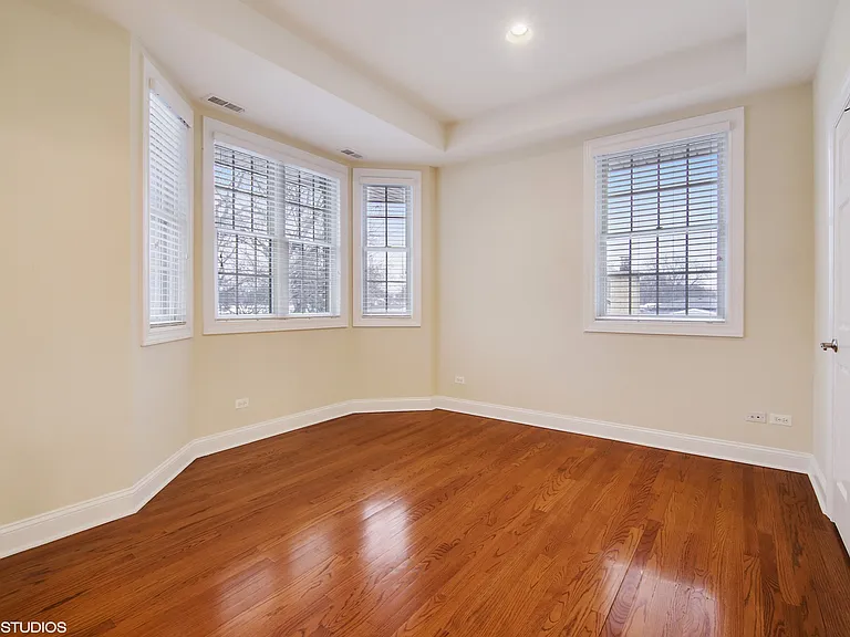 507 Locust Rd — Photo 8