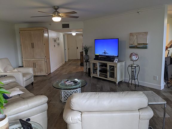 5th image of 5950 Pelican Bay Plz S APT 104