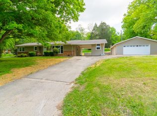 608 Dean Rd, Clarksville, TN 37040