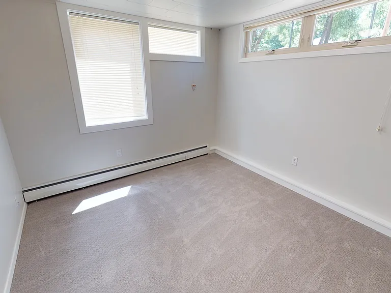 409 S 11th Ave #B — Photo 16