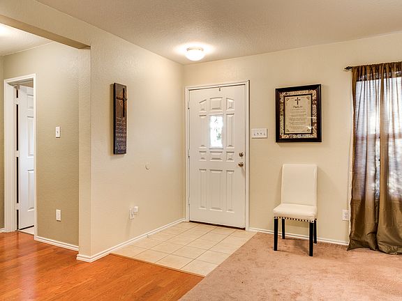 3rd image of 5420 San Patricio Dr