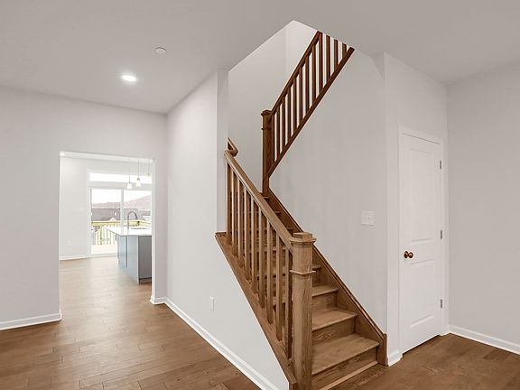 3rd image of 533 Brandywine Dr