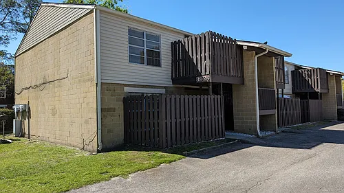 3924 SW 26th Dr Photo 1