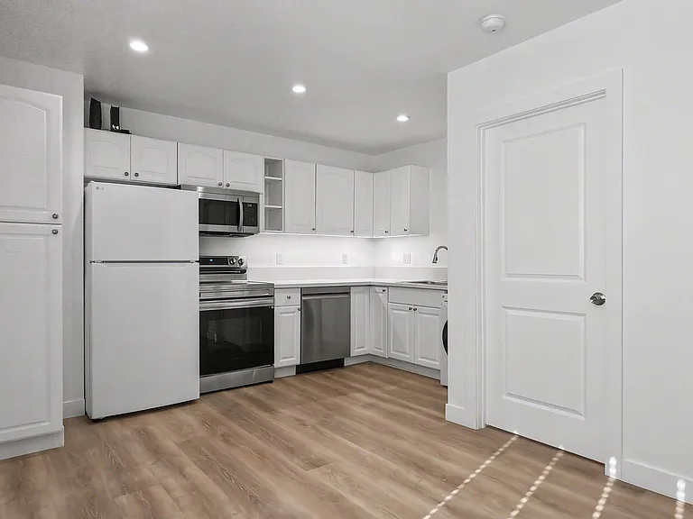 545 W Shenandoah St #B — Photo 5