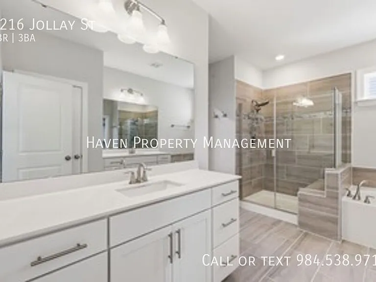 2216 Jollay St — Photo 10