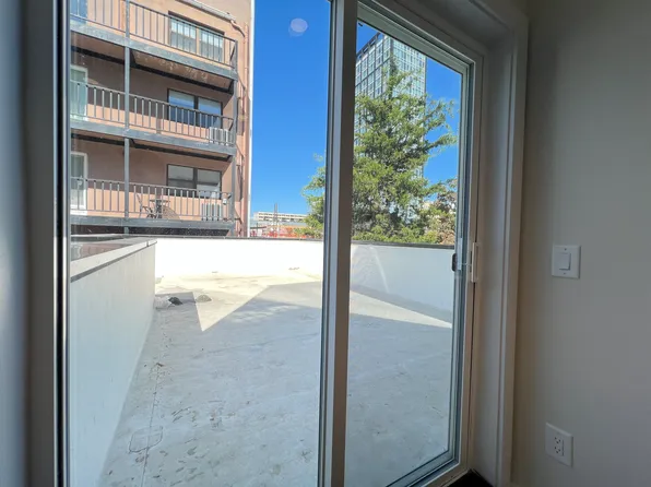 46 Van Reipen Avenue image 7 of 8