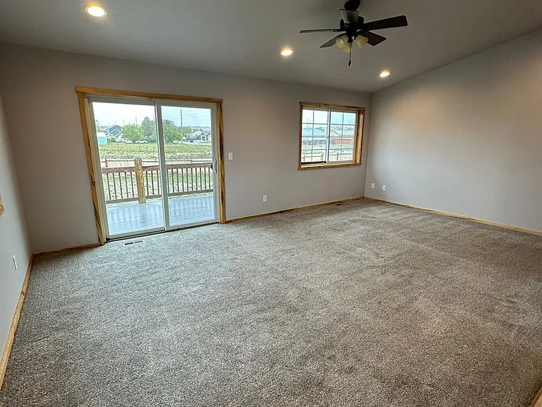 1308 Bette Ln — Photo 4
