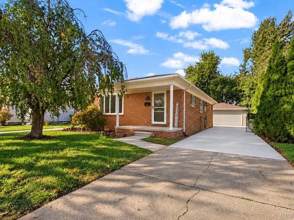 1420 Stewart Ave, Lincoln Park, MI 48146