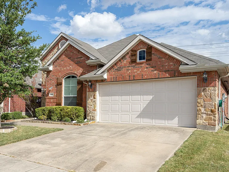 1105 Lone Pine Dr — Photo 29