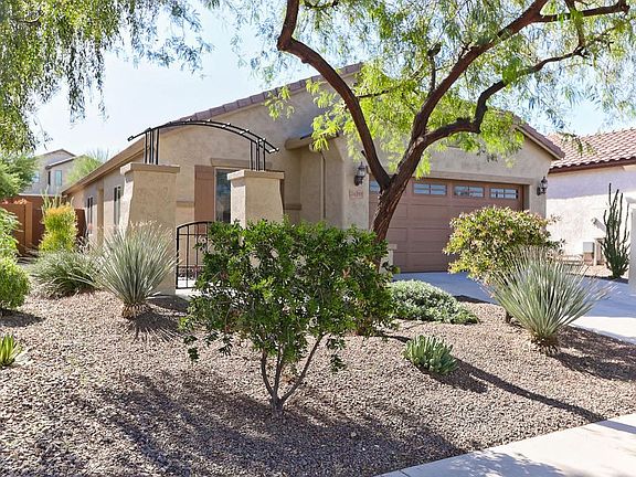 3rd image of 26235 W Wahalla Ln