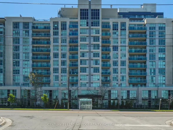 1600 Charles St #902, Whitby, ON L1N 0G4