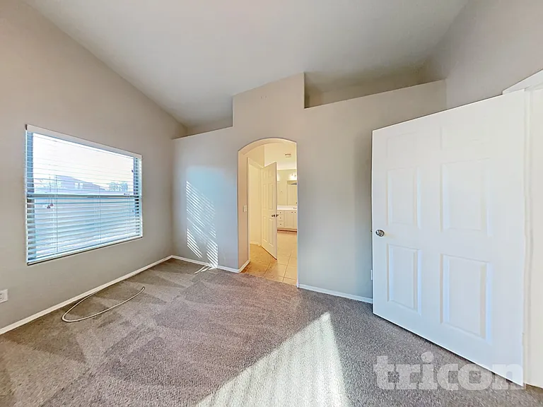 45539 W Sky Ln — Photo 7