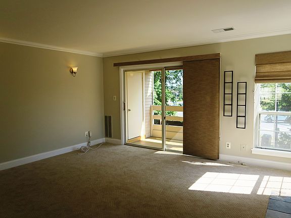 2nd image of 6601 Jupiter Hills Cir APT I