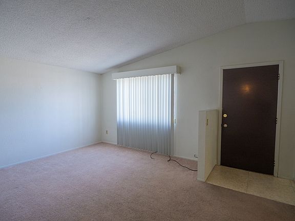 3rd image of 9614 E Burnett St