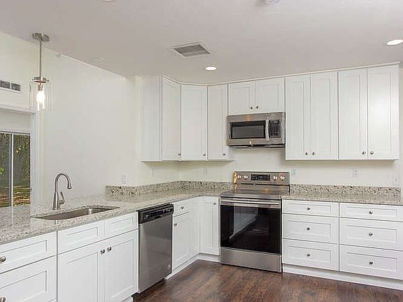 3rd image of 4107 E Withlacoochee Trl