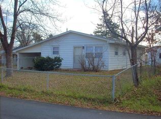 8560 E Saint Charles Rd, Columbia, MO 65202