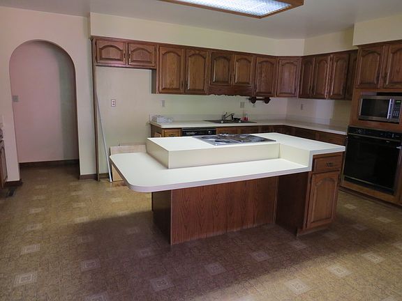 5th image of 3417 Monticello Dr