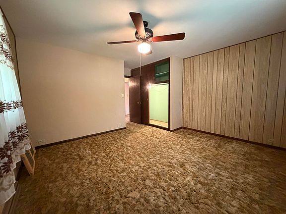 3rd image of 503 W Center St