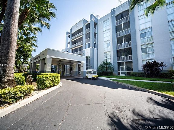 2nd image of 9725 NW 52nd St APT 320